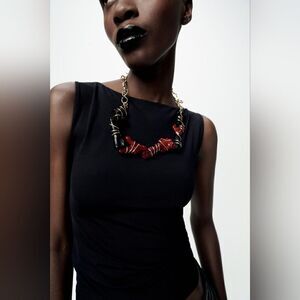 ZARA SPIRAL ARMBAND CONTRASTING FAUX CORAL NECKLACE
